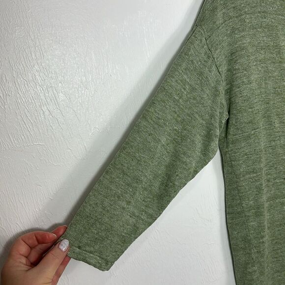 J. McLaughlin Alva Crew Neck Pullover Sweater In Light Olive Green Size M - Picture 3 of 8